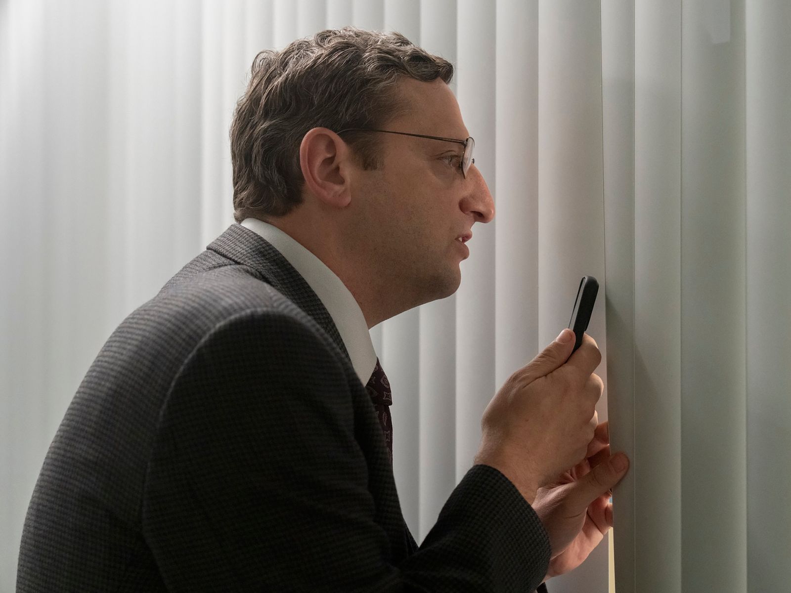 Tim Robinson Finds Humanity&-and Tests It&-in “The Chair Company”